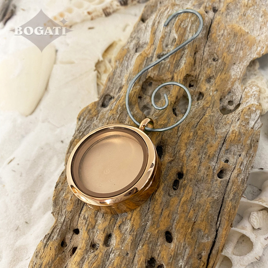 J-2060 Cherished Memory Locket Ornament