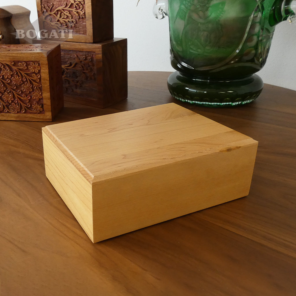CLEARANCE - MEDIUM - Ash Wood Urn -MM100 - Natural Finish