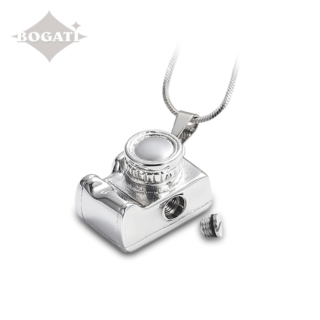 CLEARANCE - J-1855 - Camera - Pendant with Chain