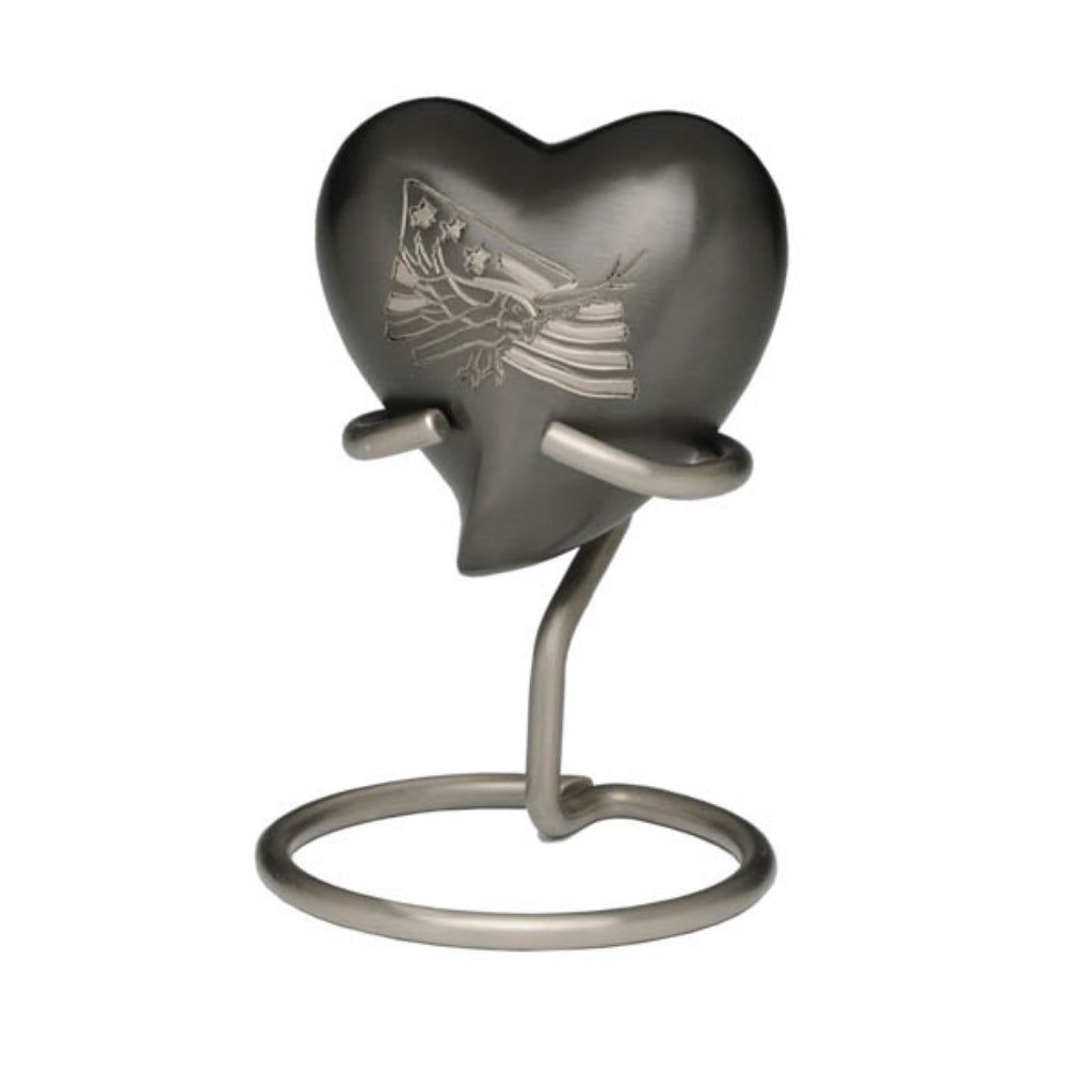 IMPERFECT SELECTION - KEEPSAKE Brass urn -1919- Heart shaped - Eagle with Flag