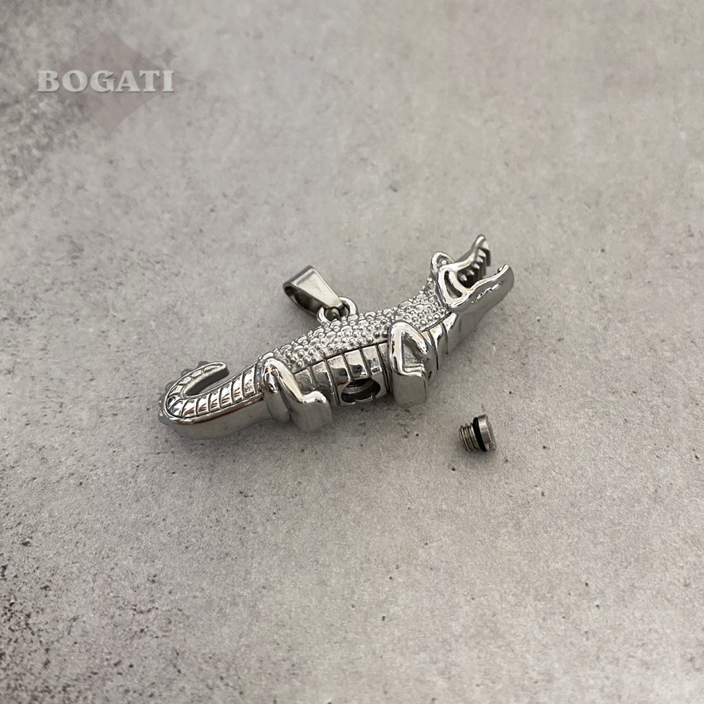 CLEARANCE - J-156 - Alligator - Silver-tone - Pendant with Chain