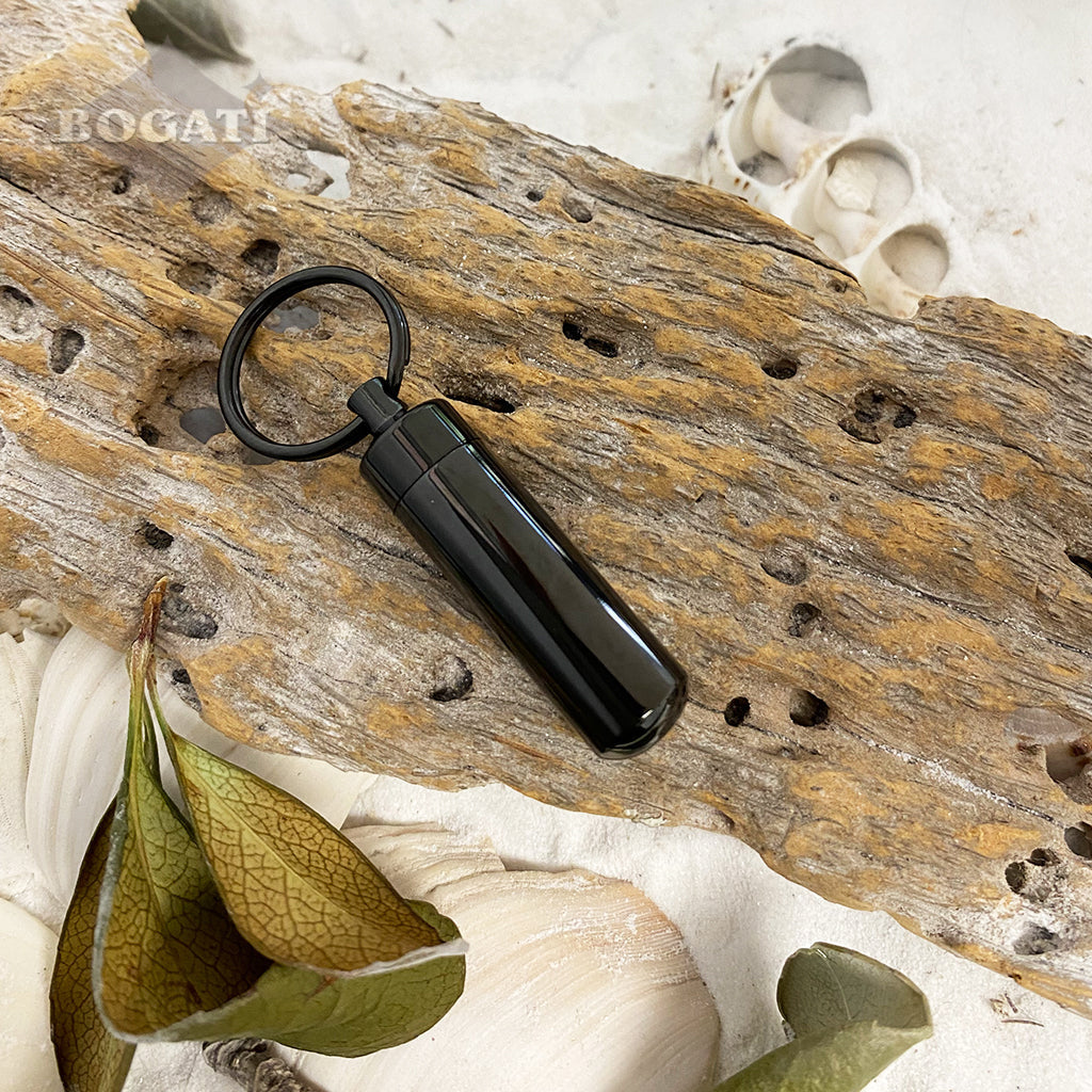 J-168 - Cylinder with Glass Insert - Keychain