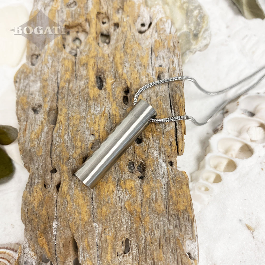 J-202 - Simple Cylinder - Pendant with Chain