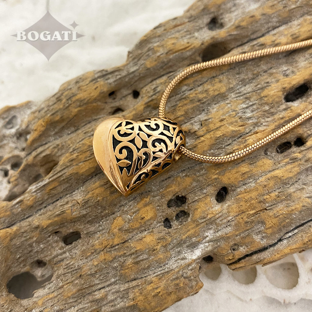 J-432 - Filigree Heart - Pendant with Chain